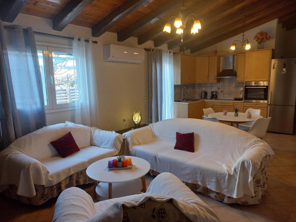 Emilio Village House Kanakádes Esterno foto